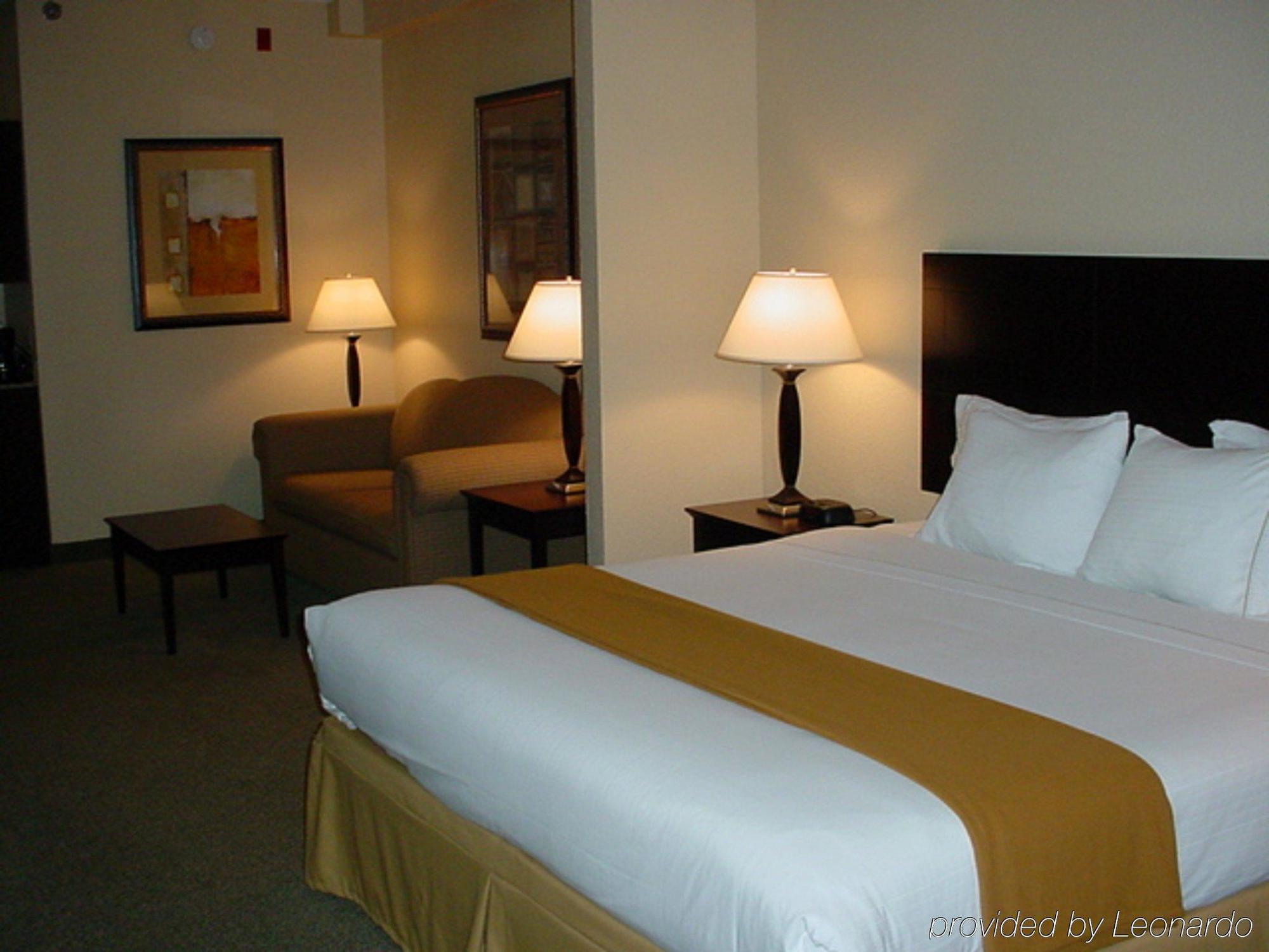Holiday Inn Express Hotel & Suites Athens By Ihg Pokoj fotografie